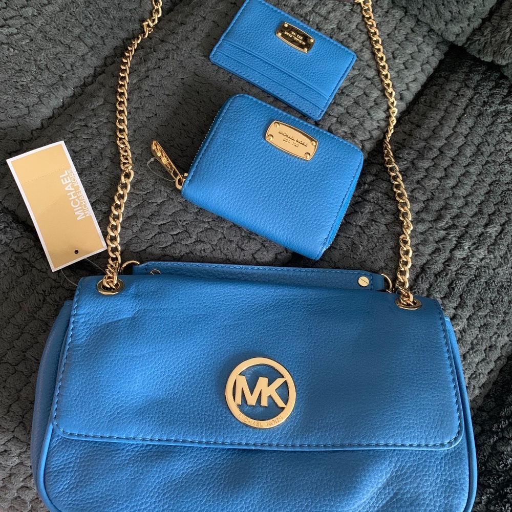 Michael Kors 3 Piece Fulton Shoulder Flap Bag with Card Hold And Small Wallet